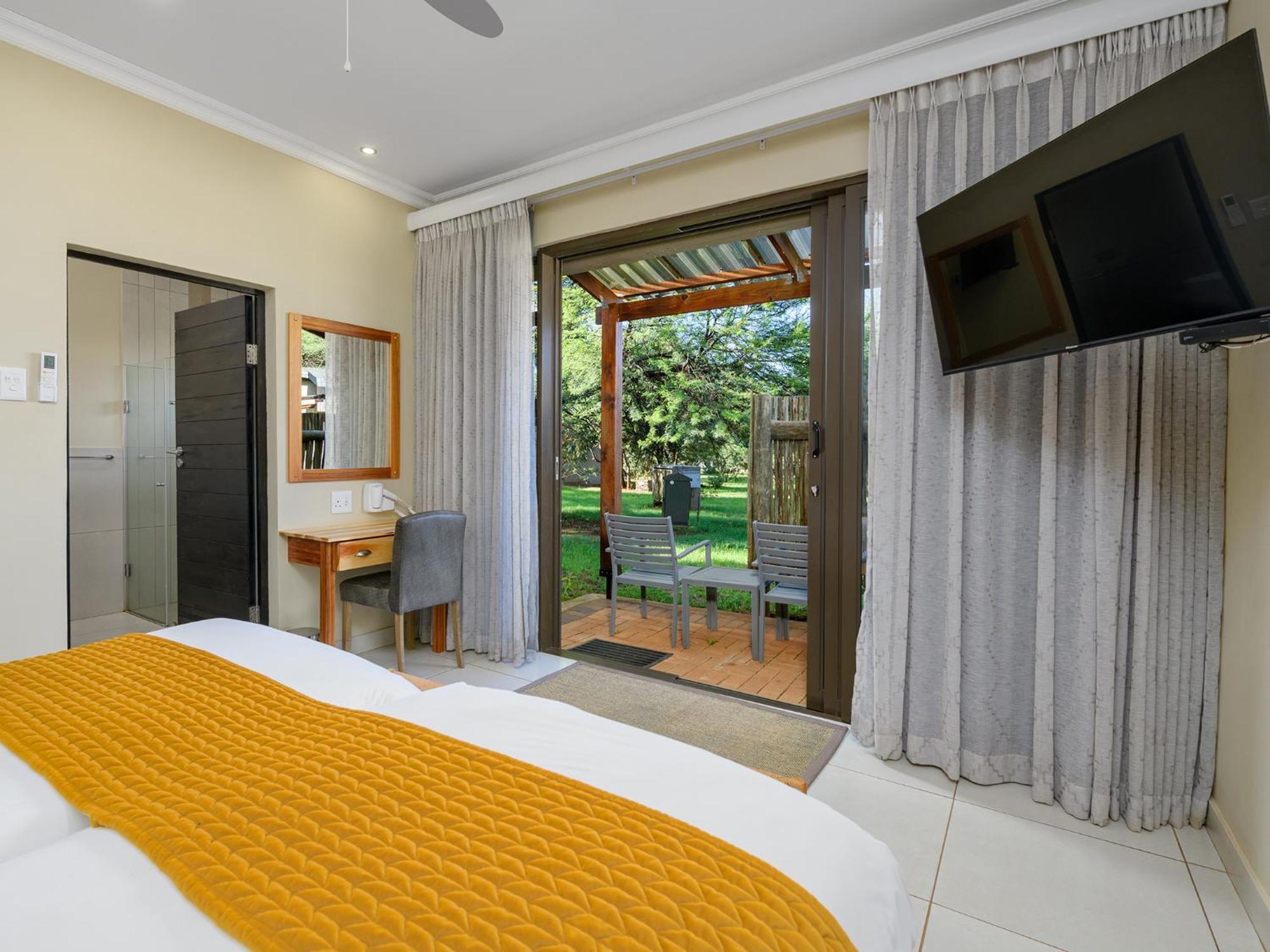 Monomotapa Village @ Legend Golf And Safari Resort Golders Green Экстерьер фото